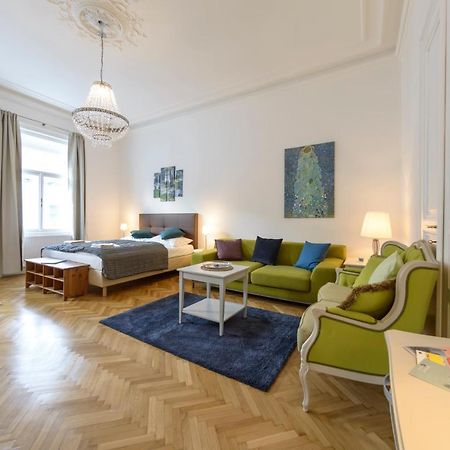 Senator Suite Stephansplatz By Ichbucheat Viena Exterior foto