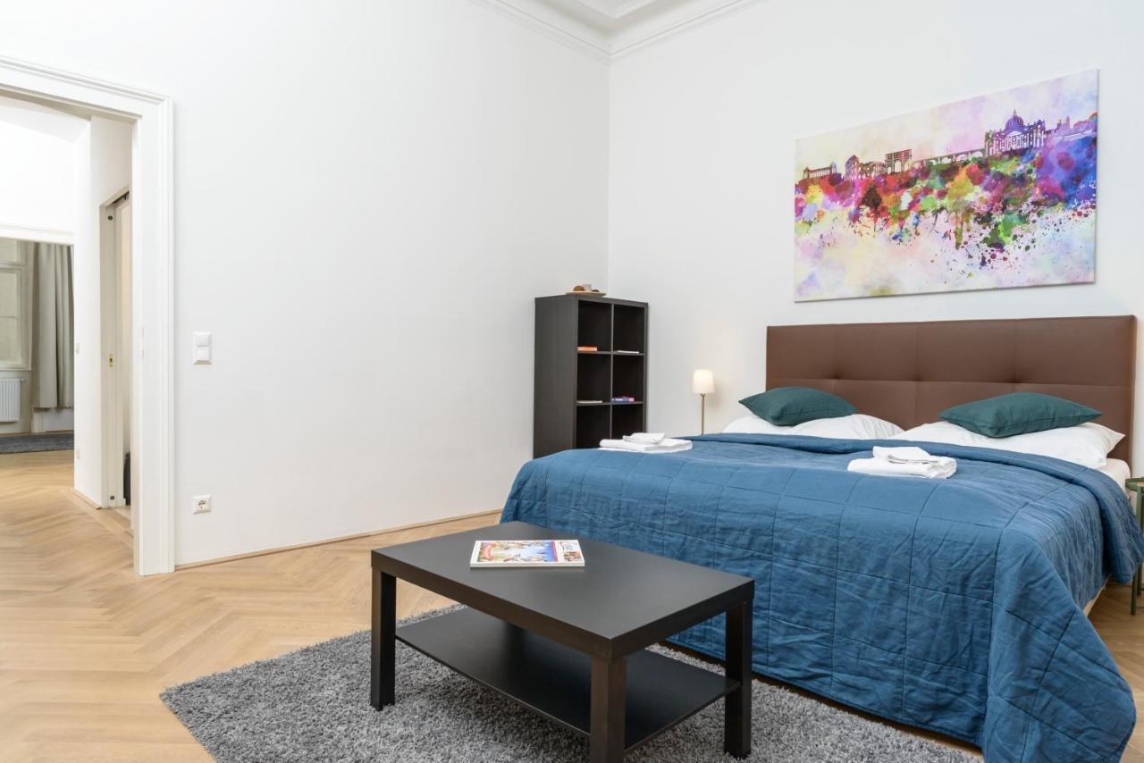 Senator Suite Stephansplatz By Ichbucheat Viena Exterior foto
