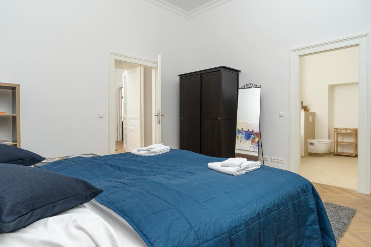 Senator Suite Stephansplatz By Ichbucheat Viena Exterior foto