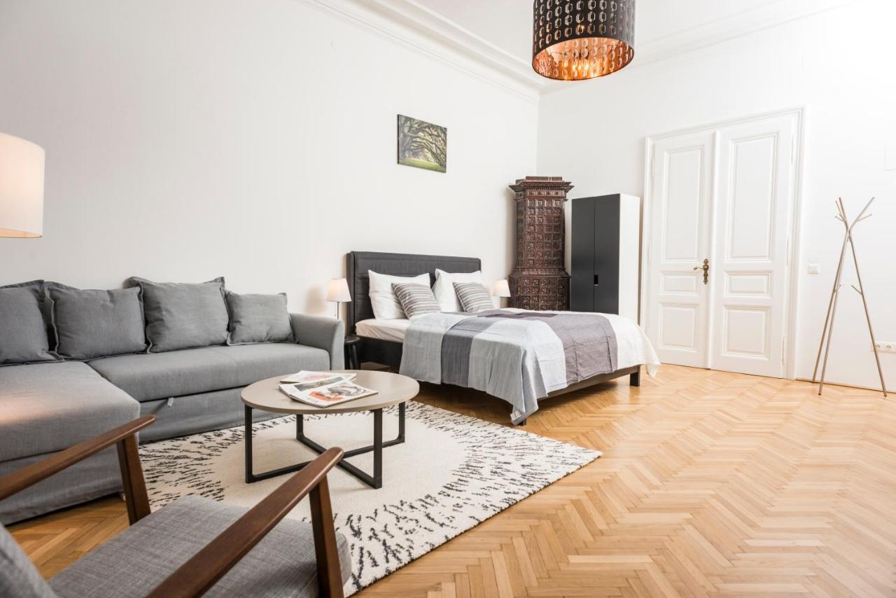 Senator Suite Stephansplatz By Ichbucheat Viena Exterior foto