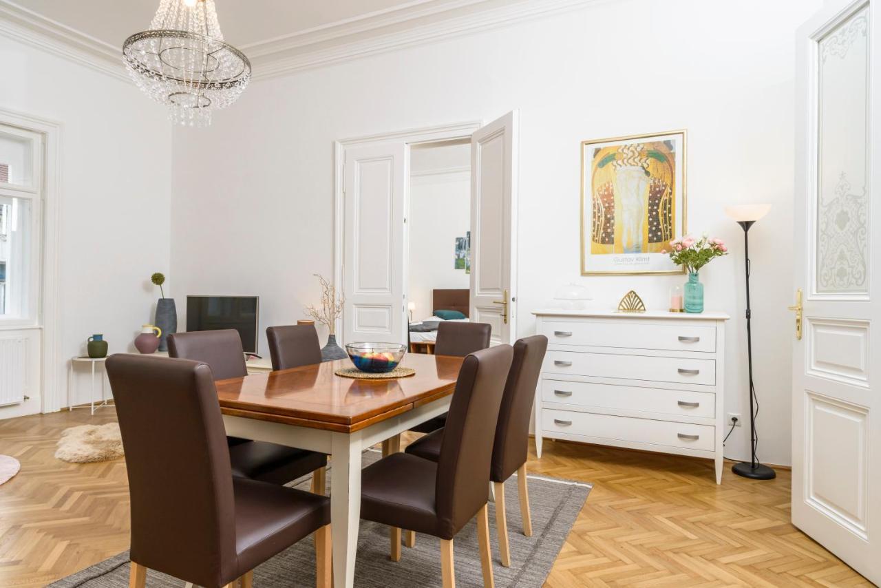 Senator Suite Stephansplatz By Ichbucheat Viena Exterior foto